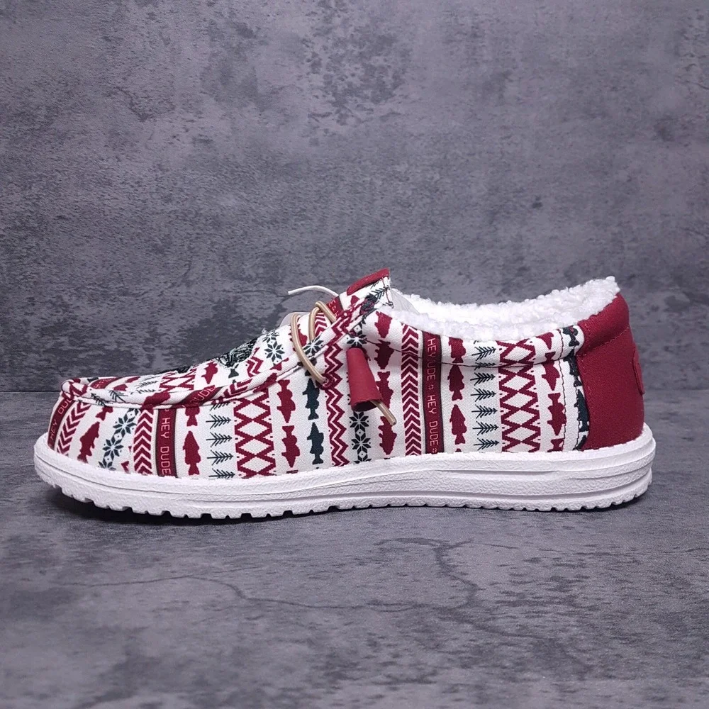 HEY DUDE Wally Merry Fishmas Sweater Slip On Loafer Shoes Mens‎ Size 9 Red Green